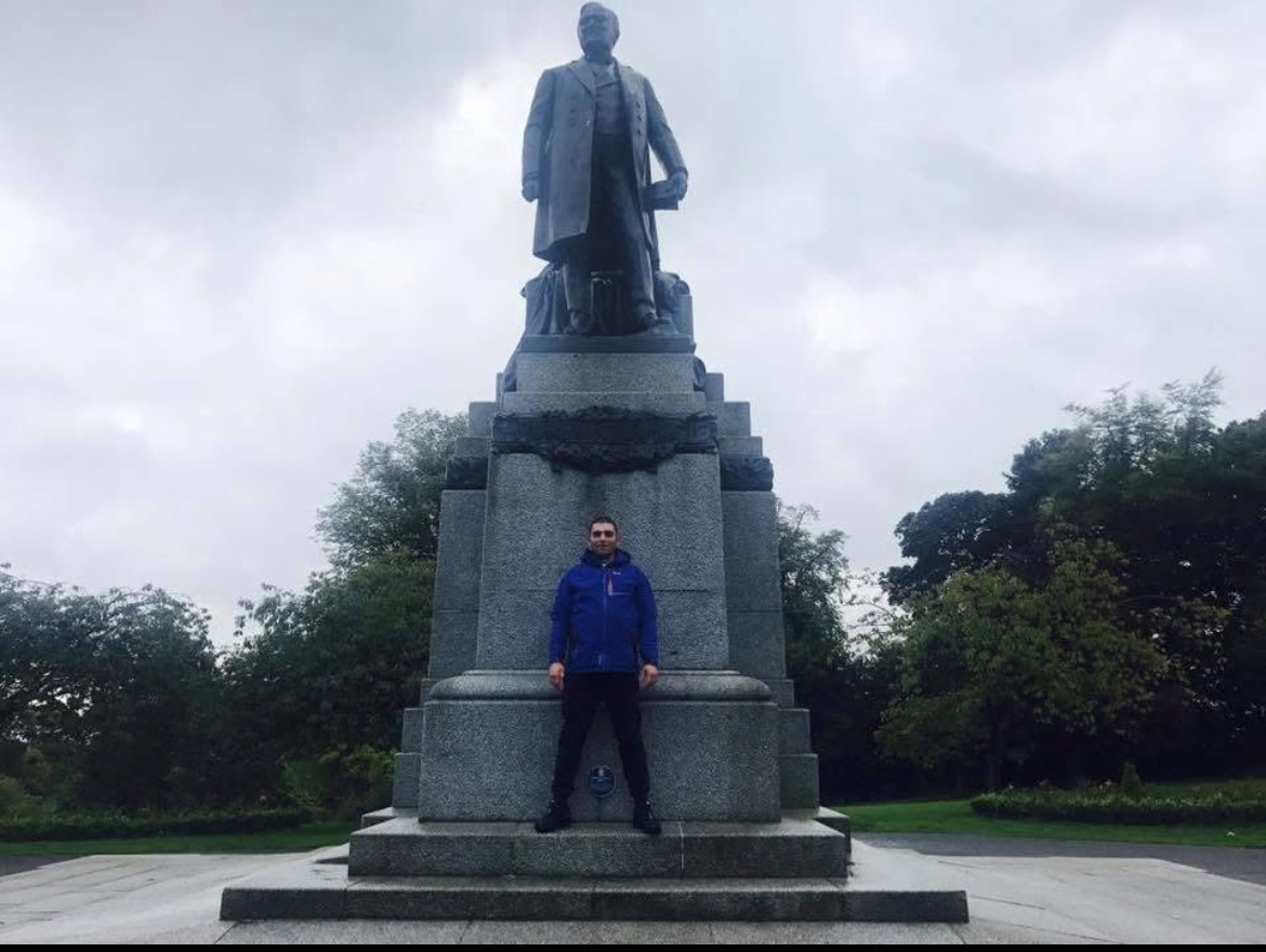 Bank Oliday in Dublin beneath a statue